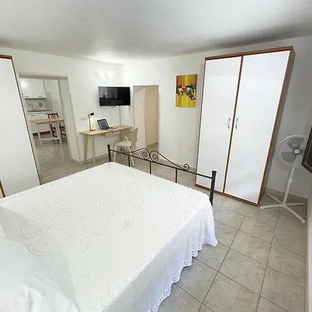 Dora's Apartment *