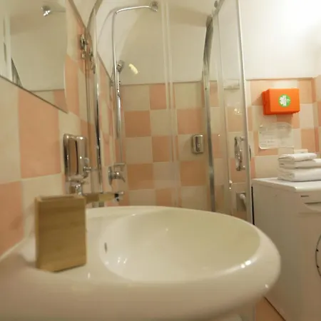 Dora's Τραπάνι